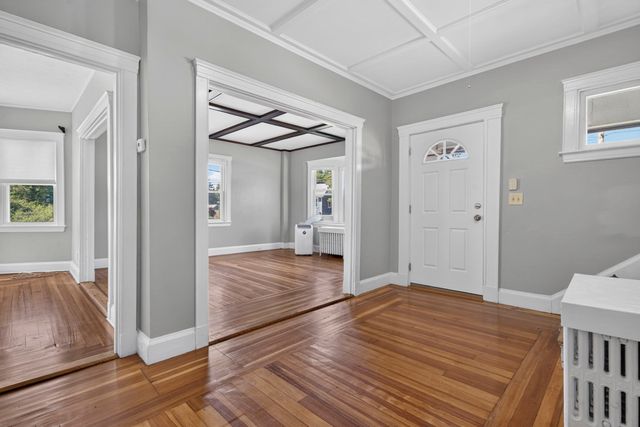 121 Oakland St, Mansfield, MA 02048