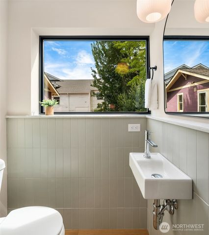 3513 SW Austin Street, Seattle, WA 98126