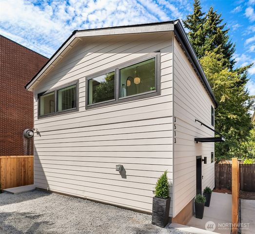 3513 SW Austin Street, Seattle, WA 98126