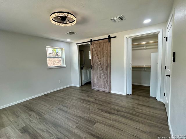 1250 Pecan, Canyon Lake, TX 78133