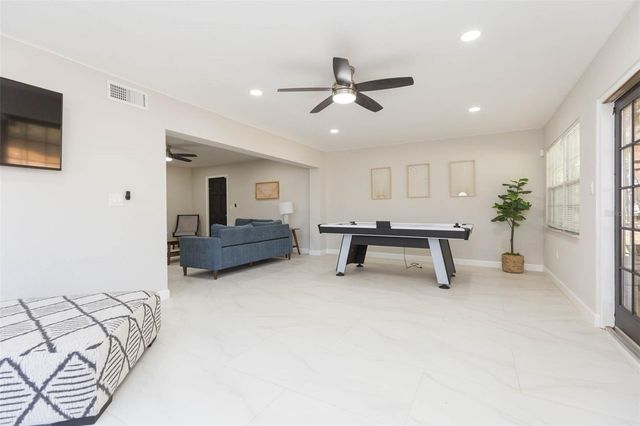 118 2ND STREET NW, Ruskin, FL 33570