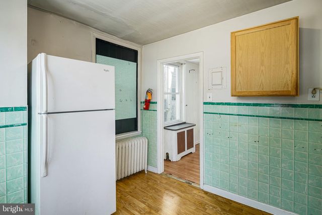 2711 BROWN ST, Philadelphia, PA 19130