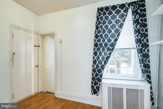 2711 BROWN ST, Philadelphia, PA 19130