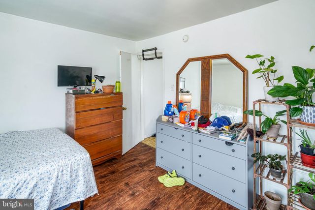 2711 BROWN ST, Philadelphia, PA 19130