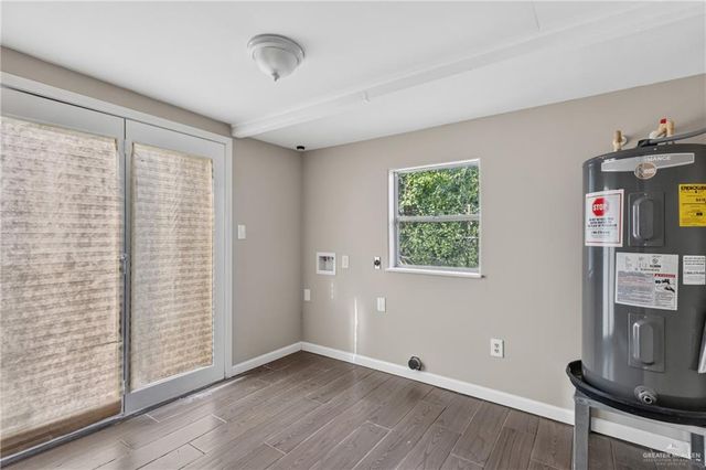 2105 Camellia Avenue, Mcallen, TX 78501