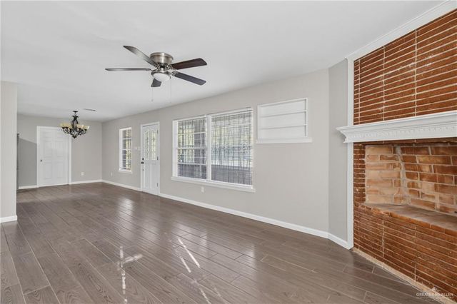 2105 Camellia Avenue, Mcallen, TX 78501