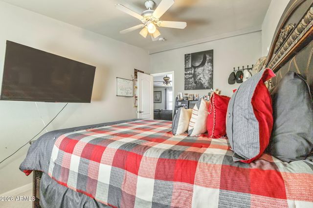 1236 W JUDD Road, San Tan Valley, AZ 85144