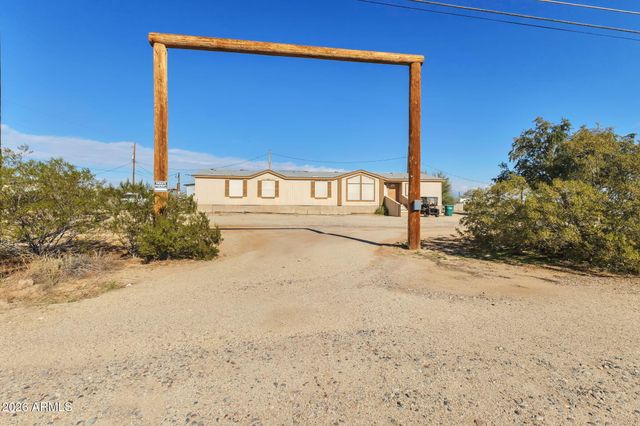 1236 W JUDD Road, San Tan Valley, AZ 85144