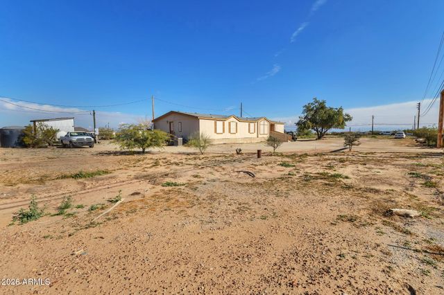 1236 W JUDD Road, San Tan Valley, AZ 85144