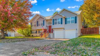 182 BITTINGER CT, Martinsburg, WV 25405