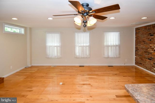 8870 BROOK DR, Waldorf, MD 20603