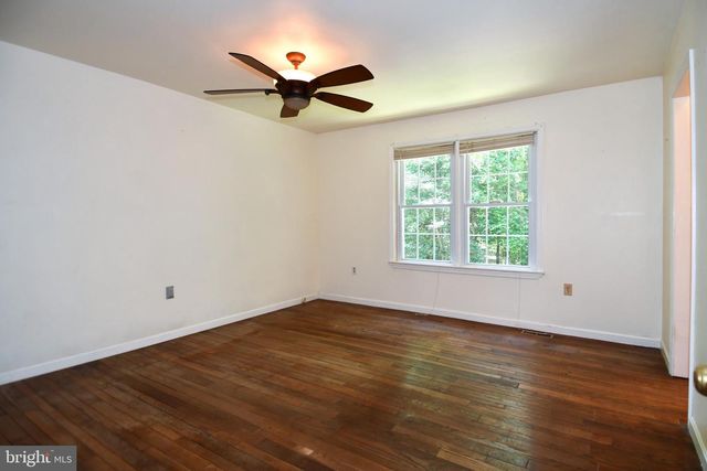 8870 BROOK DR, Waldorf, MD 20603