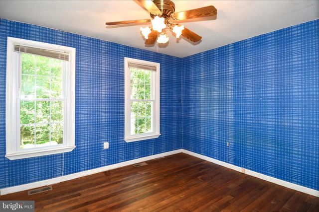 8870 BROOK DR, Waldorf, MD 20603
