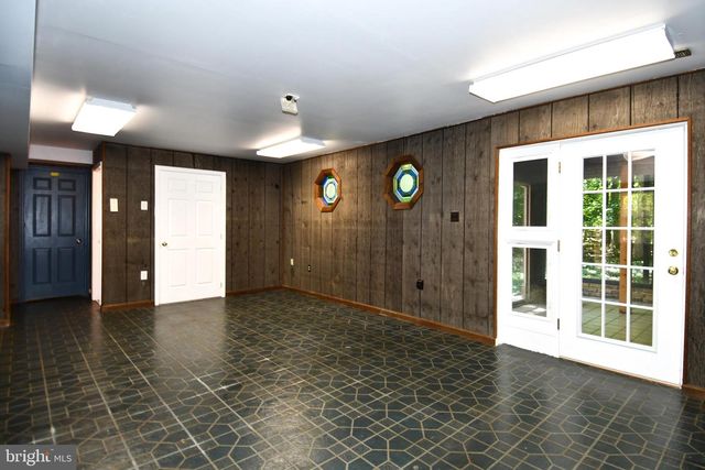8870 BROOK DR, Waldorf, MD 20603