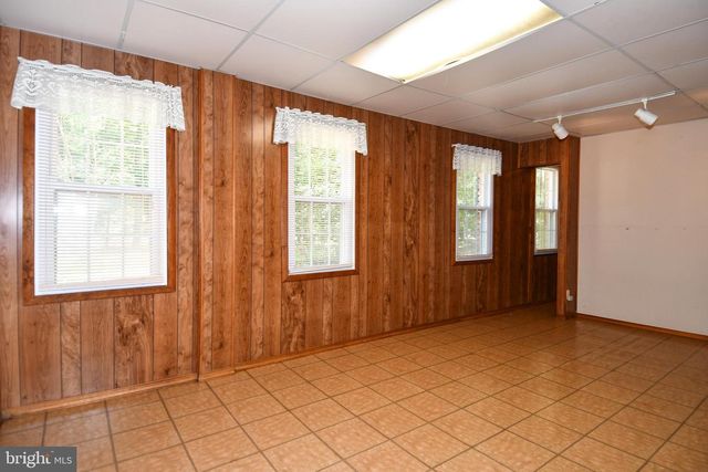 8870 BROOK DR, Waldorf, MD 20603
