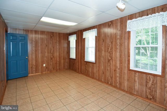 8870 BROOK DR, Waldorf, MD 20603