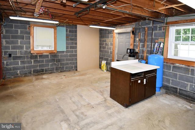 8870 BROOK DR, Waldorf, MD 20603