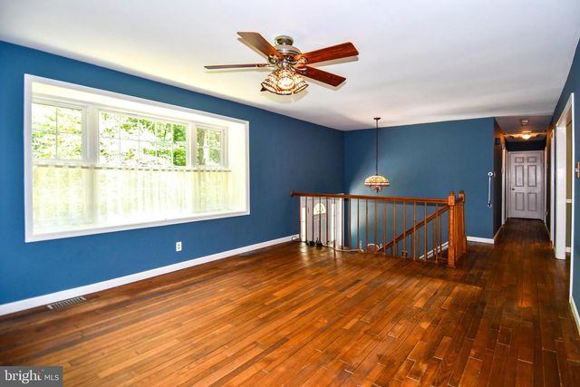8870 BROOK DR, Waldorf, MD 20603
