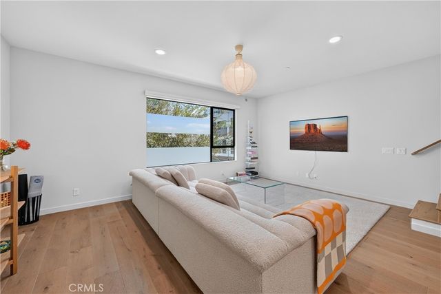 4518 N Ayla Lane, Los Angeles, CA 90041