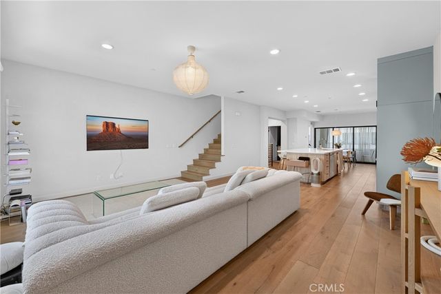 4518 N Ayla Lane, Los Angeles, CA 90041