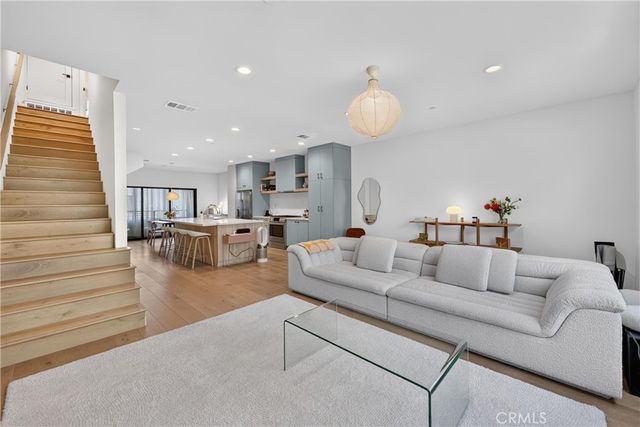 4518 N Ayla Lane, Los Angeles, CA 90041