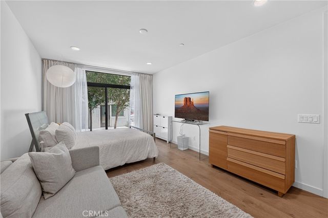 4518 N Ayla Lane, Los Angeles, CA 90041