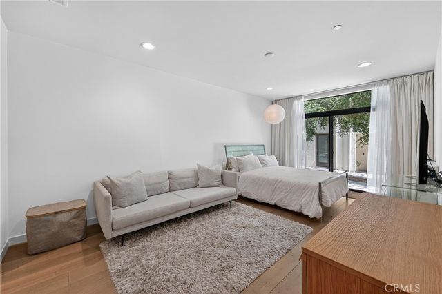 4518 N Ayla Lane, Los Angeles, CA 90041