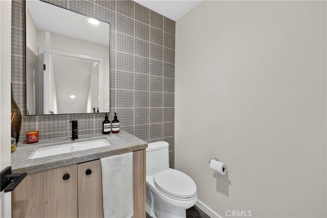 4518 N Ayla Lane, Los Angeles, CA 90041