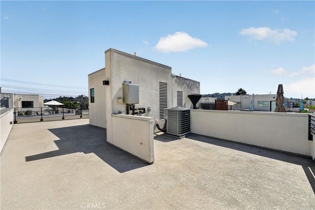 4518 N Ayla Lane, Los Angeles, CA 90041