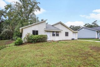 5661 Rustic Drive, Tallahassee, FL 32303