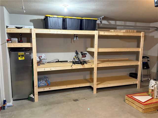 408 W Laurel Avenue, Rogers, AR 72758