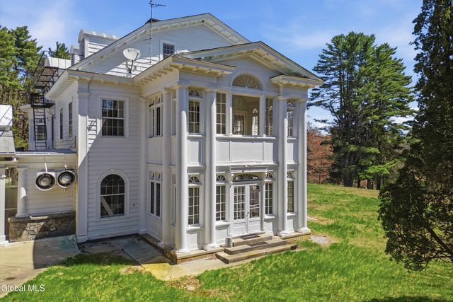 2255 Ballston Avenue, Saratoga Springs, NY 12866