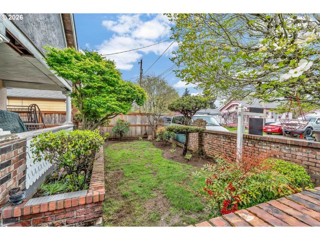 5720 Se LIEBE St, Portland, OR 97206