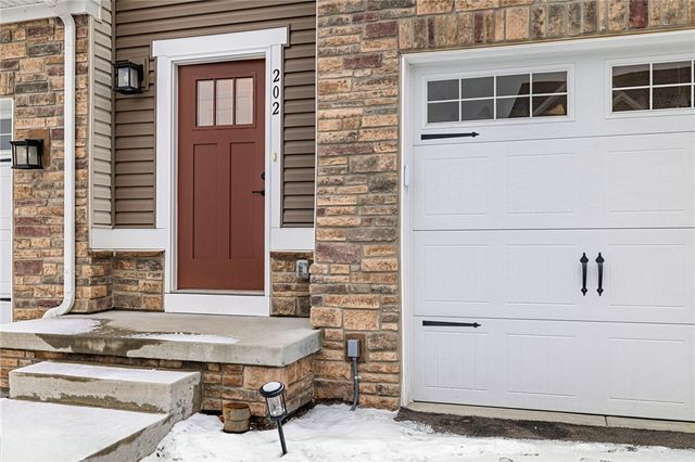 202 Dana Dr, O'hara, PA 15143