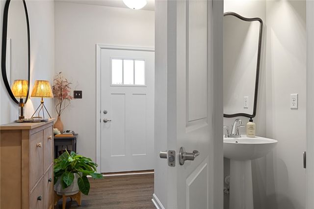 202 Dana Dr, O'hara, PA 15143