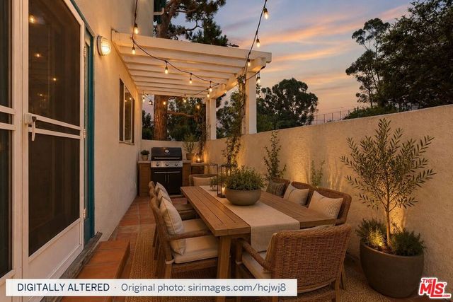 11375 Montana Avenue, Los Angeles, CA 90049