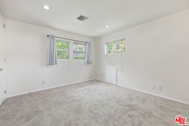 11375 Montana Avenue, Los Angeles, CA 90049