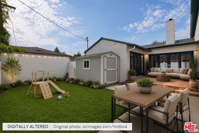 11375 Montana Avenue, Los Angeles, CA 90049