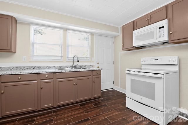 1142 Eisenhower Road, Rock Hill, SC 29730