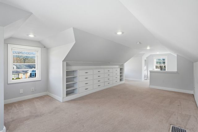 2938 31ST Street, Rock Island, IL 61201