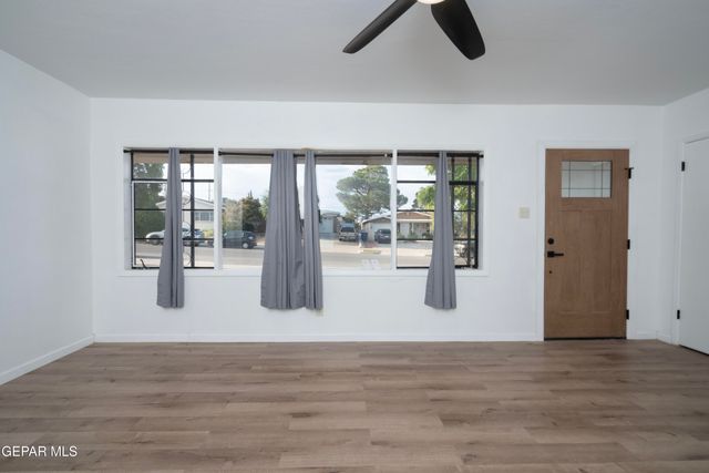 4016 TITANIC, El Paso, TX 79904