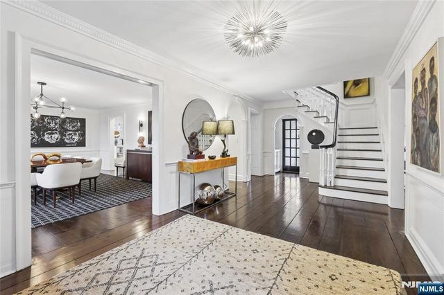 29 Gordon Road, Essex Fells, NJ 07021