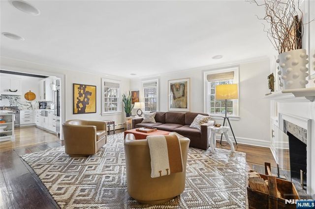 29 Gordon Road, Essex Fells, NJ 07021