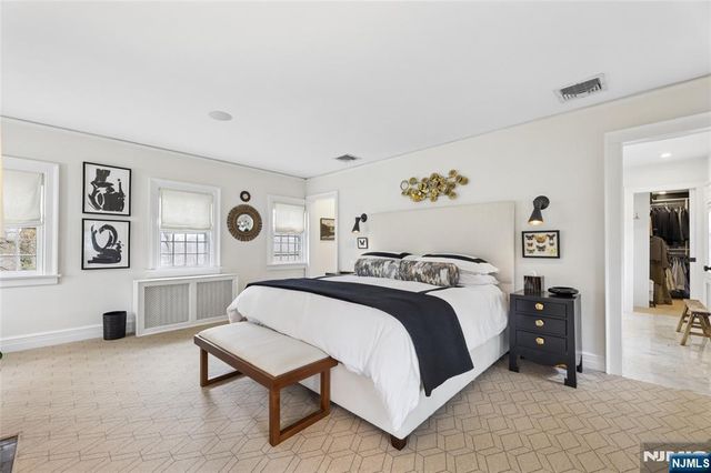29 Gordon Road, Essex Fells, NJ 07021