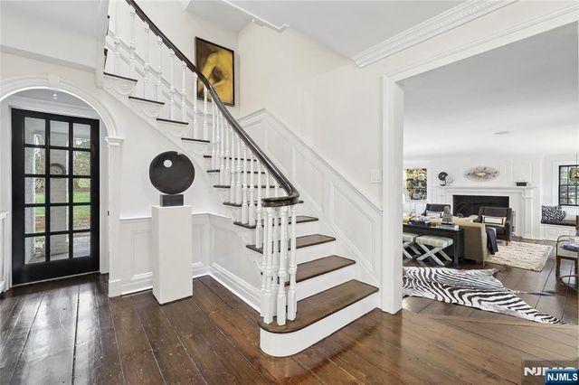 29 Gordon Road, Essex Fells, NJ 07021