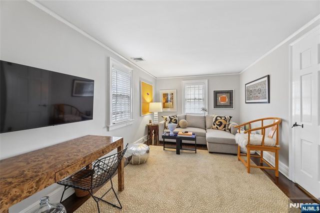 29 Gordon Road, Essex Fells, NJ 07021