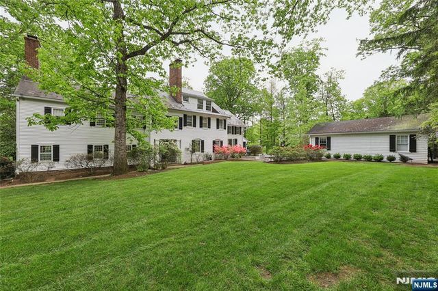 29 Gordon Road, Essex Fells, NJ 07021