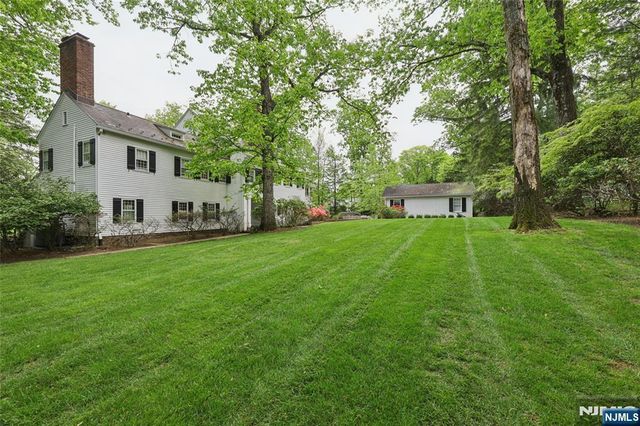 29 Gordon Road, Essex Fells, NJ 07021