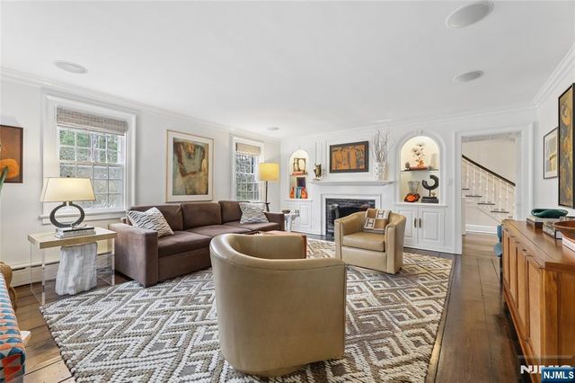 29 Gordon Road, Essex Fells, NJ 07021