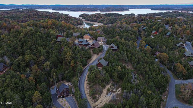 2594 Windfall Estates Drive, Sevierville, TN 37876
